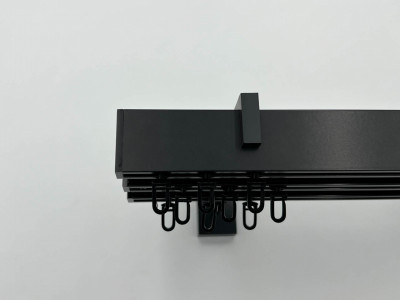 Карниз Quadrum Square line Заглушка 210 см потрійний чорний матовий (тримач 11-14-17 см)